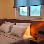 Maroula 아파트 아판토우