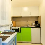 Maroula 아파트