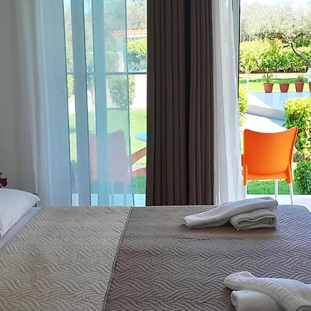 Apartament Maroula