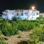 Maroula דירה