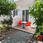 דירה Maroula