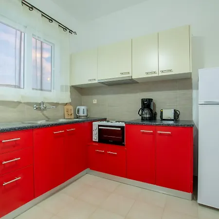Maroula Apartman Afándu