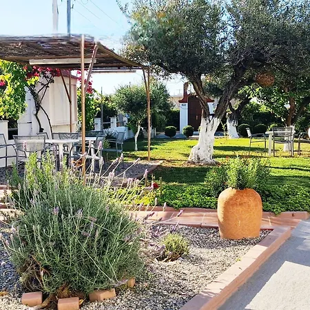 Maroula דירה