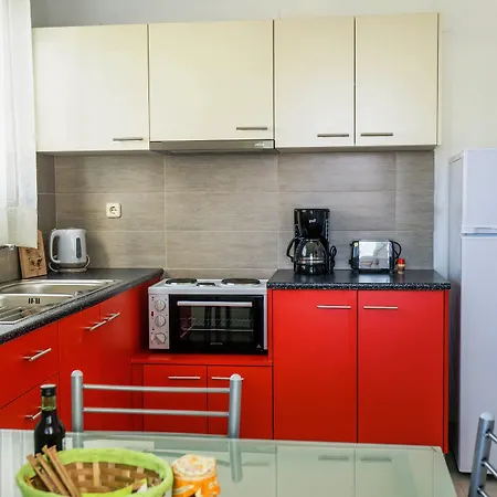 Maroula Apartment