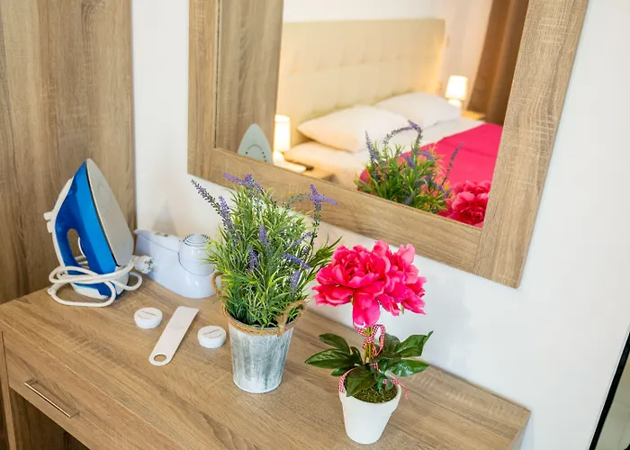 Maroula أفانتو