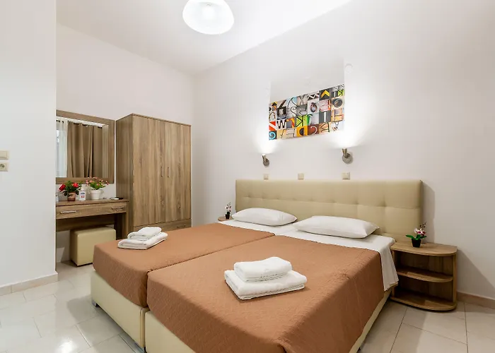 شقة Maroula أفانتو